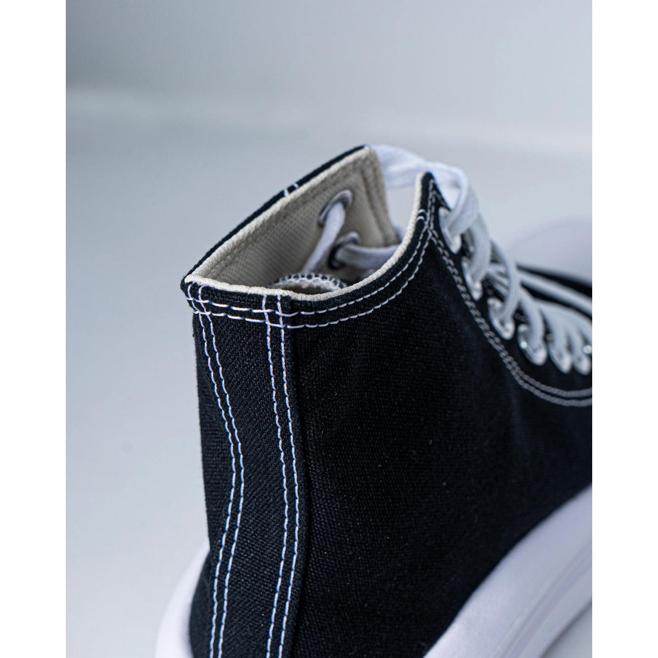 Baskets Converse Chuck Taylor All Star Move Femme – Noir/Blanc