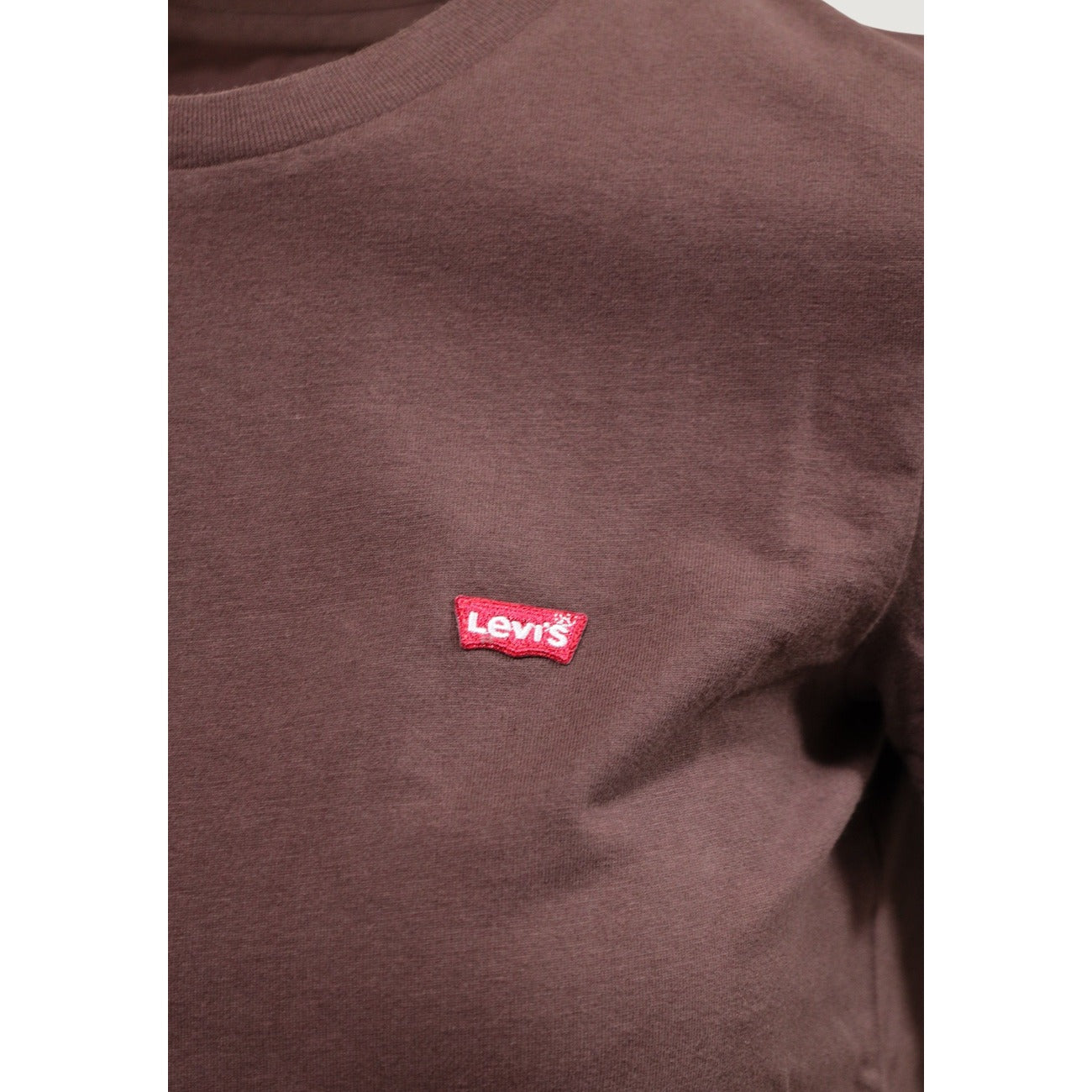 Levi’s women’s cotton T-shirt – Brown