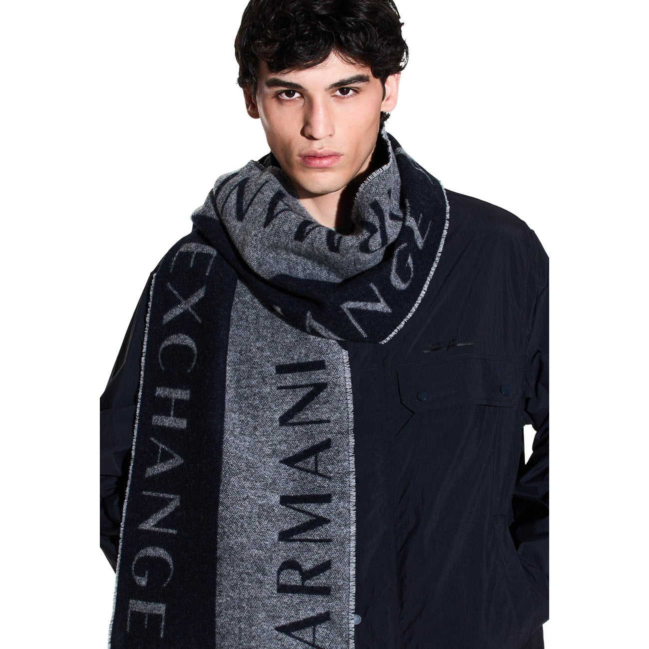 Écharpe Armani Exchange Homme en Laine – Gris