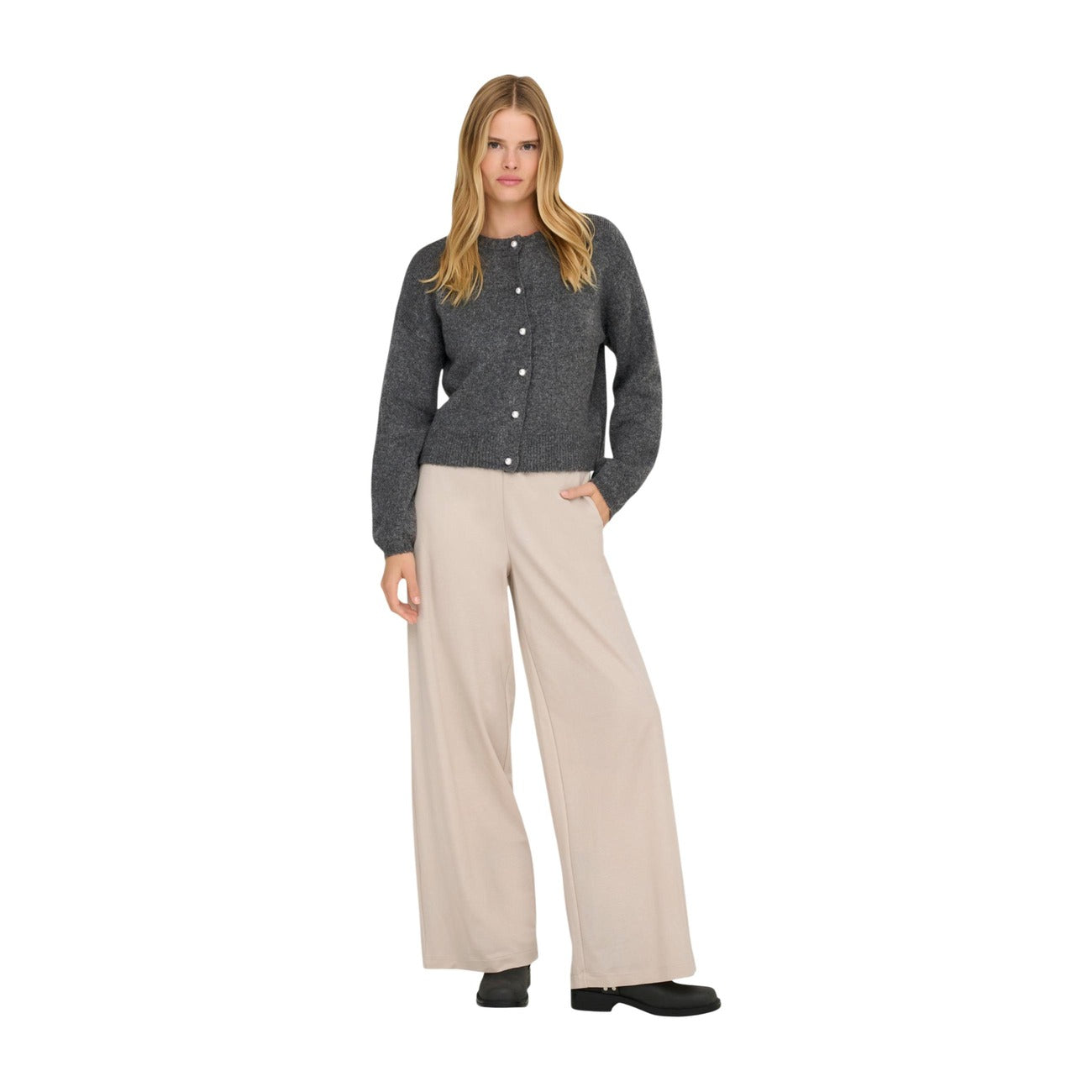 Pantalon femme Only en viscose – Beige