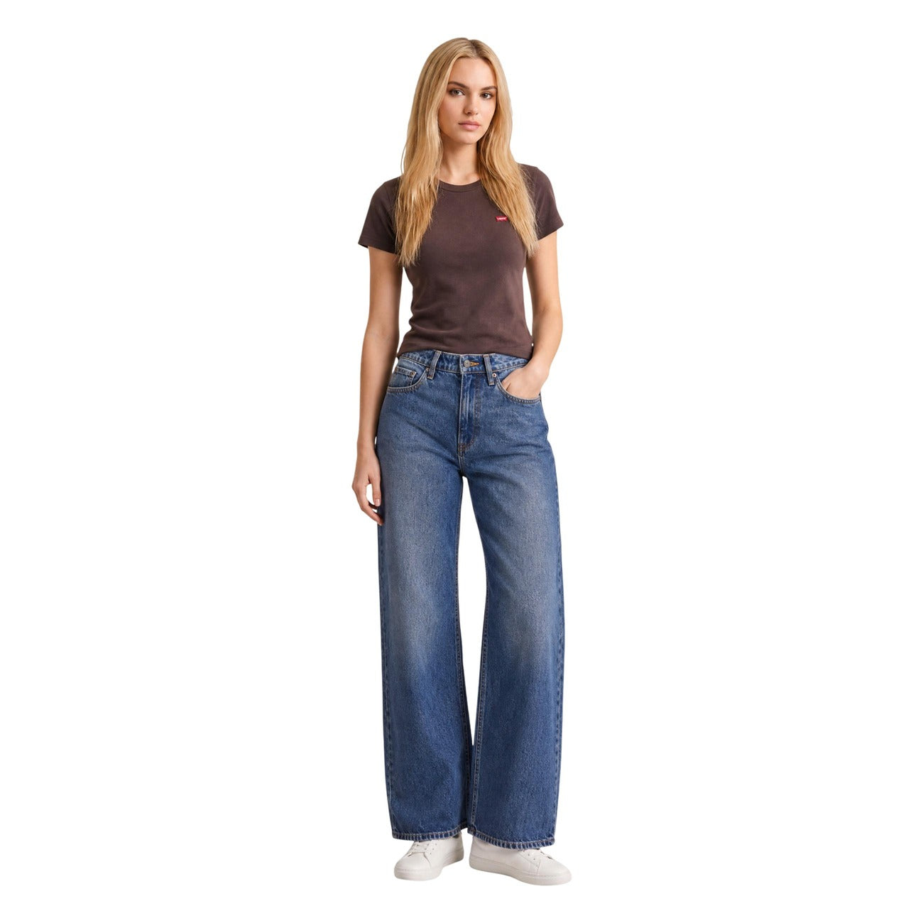 Levi’s women’s cotton T-shirt – Brown