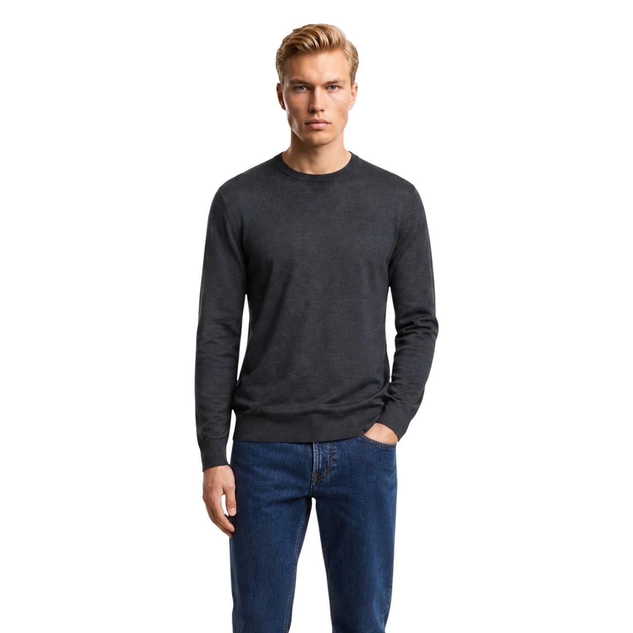 Pull Armani Exchange Homme en Laine – Gris