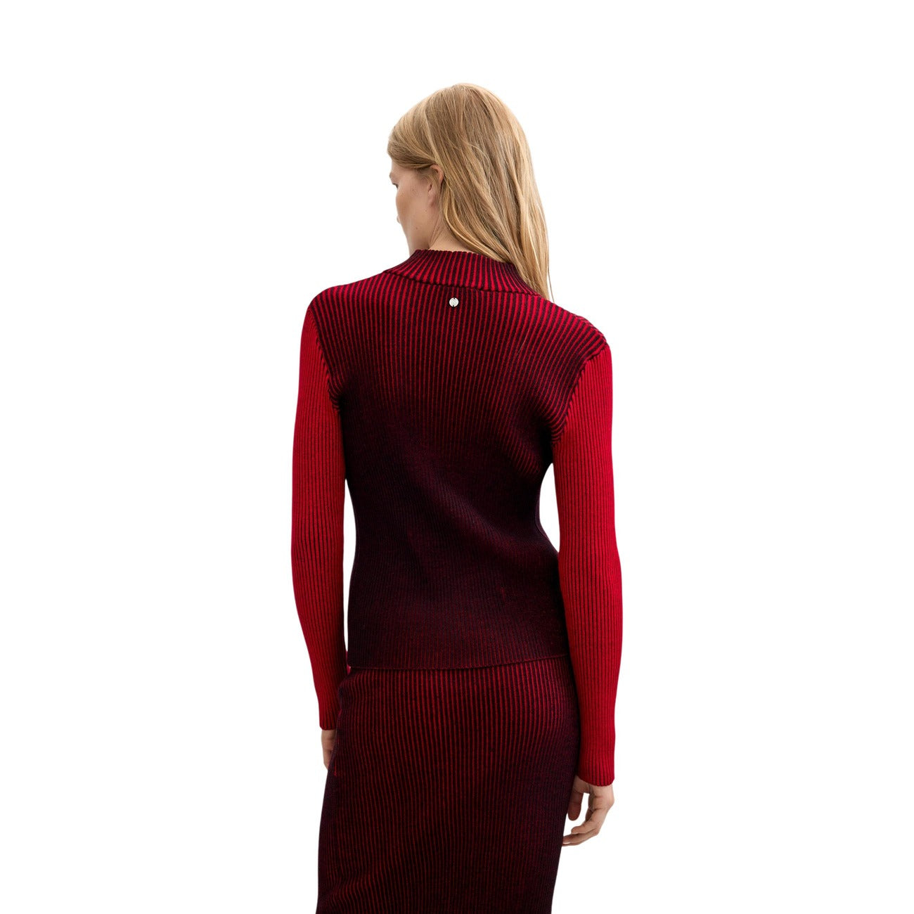 Pull slim femme Desigual – Rouge